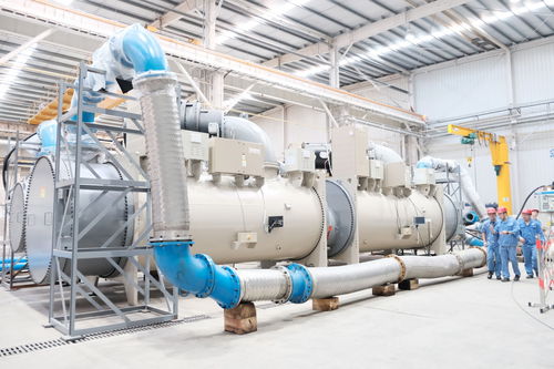 全球單體冷量最大空調機組在漢交付，一臺設備可同時為10家中型商場供冷